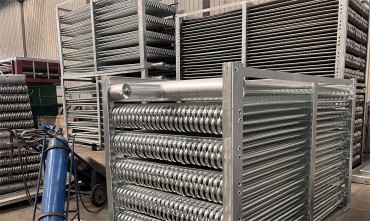 http://www.ghcooling.com/upload/image/2023-12/Evaporative condenser tube.jpg